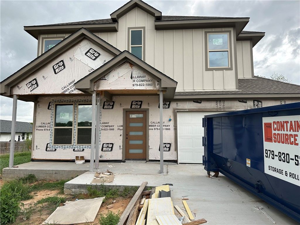 2561 Dove Crossing Lane, Navasota, TX 77868