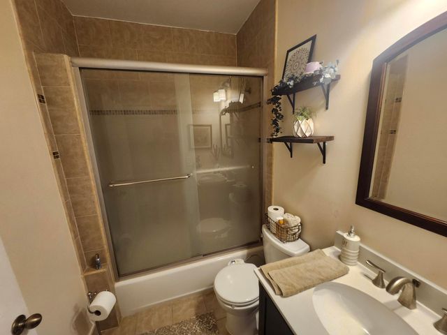 10246 SW 16th Court, Pembroke Pines, FL 33025