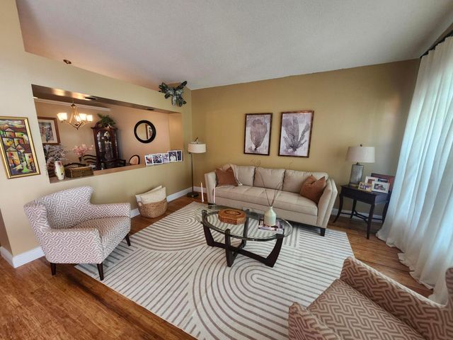 10246 SW 16th Court, Pembroke Pines, FL 33025