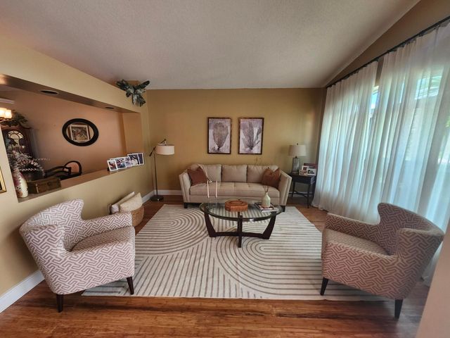 10246 SW 16th Court, Pembroke Pines, FL 33025