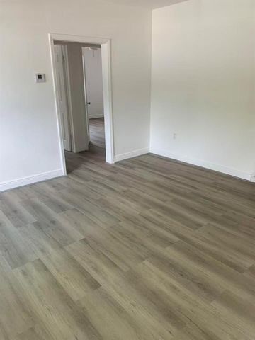 3520 SW 20th Street, Miami, FL 33145
