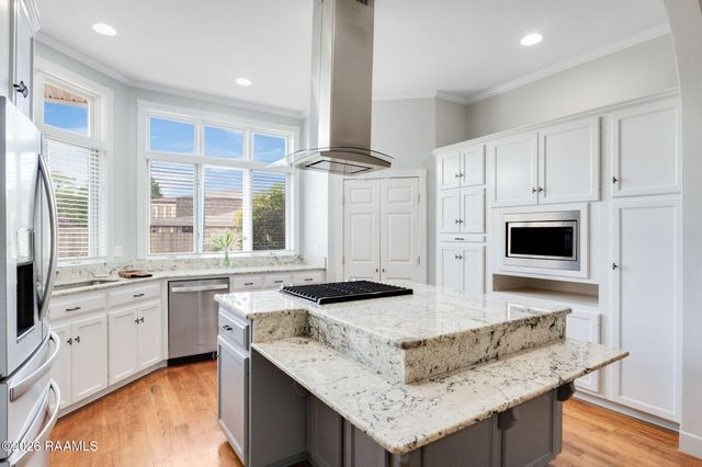 304 Monteigne Drive, Lafayette, LA 70506