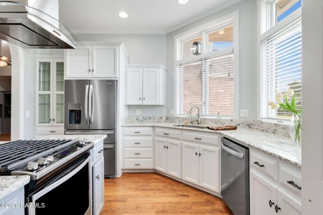 304 Monteigne Drive, Lafayette, LA 70506