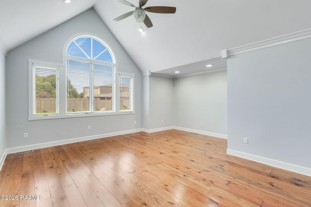 304 Monteigne Drive, Lafayette, LA 70506