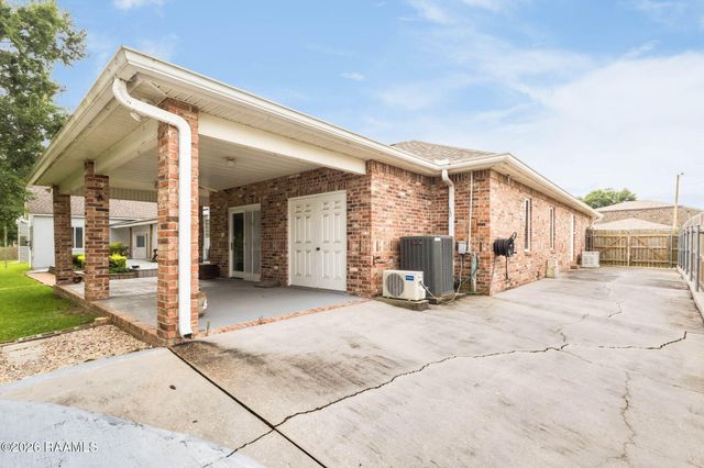304 Monteigne Drive, Lafayette, LA 70506