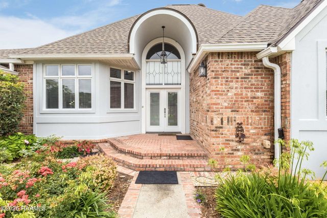 304 Monteigne Drive, Lafayette, LA 70506