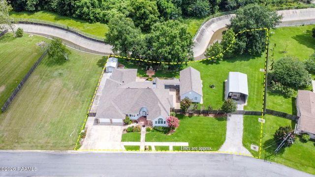304 Monteigne Drive, Lafayette, LA 70506