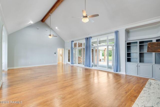 304 Monteigne Drive, Lafayette, LA 70506