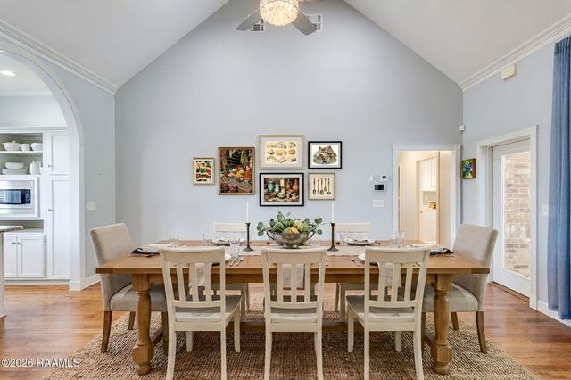 304 Monteigne Drive, Lafayette, LA 70506