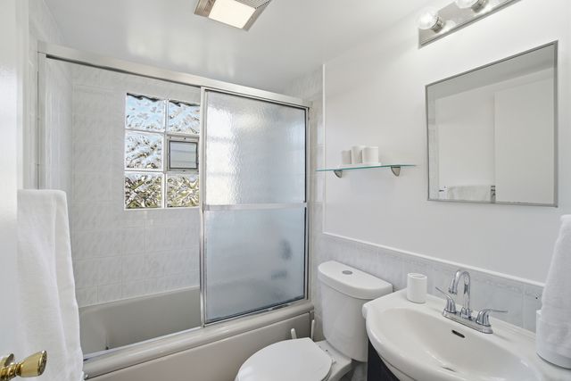 450 E Palatine Road, Palatine, IL 60074