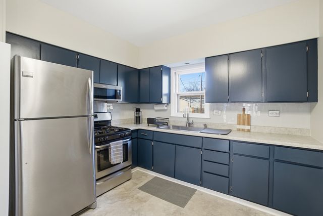 450 E Palatine Road, Palatine, IL 60074