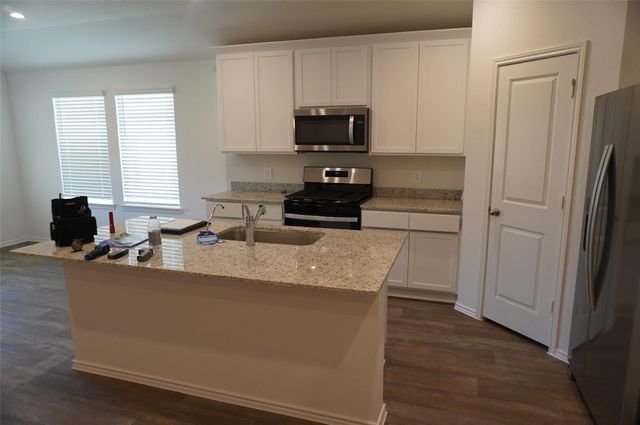 4214 Berwick Park Lane, Fulshear, TX 77441