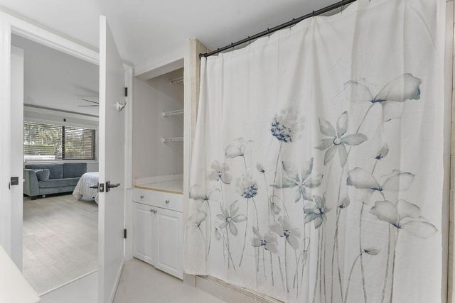 6314 Longboat Lane W 102, Boca Raton, FL 33433