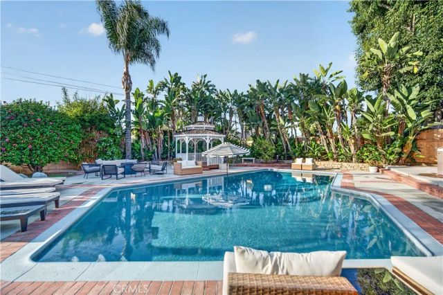 12561 Kenwood Lane, Tustin, CA 92780