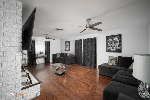 1845 Kent Drive, Bakersfield, CA 93306