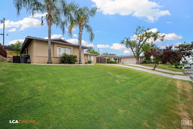 1845 Kent Drive, Bakersfield, CA 93306