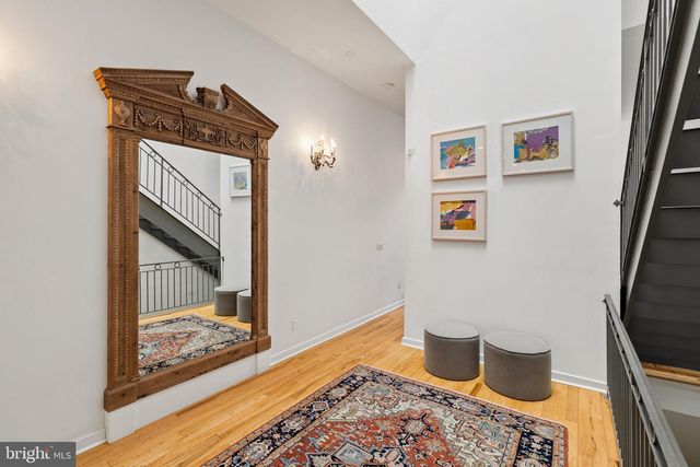 218 CHURCH ST, Philadelphia, PA 19106