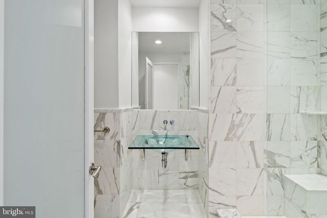 218 CHURCH ST, Philadelphia, PA 19106