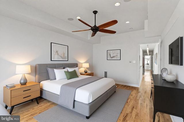 218 CHURCH ST, Philadelphia, PA 19106