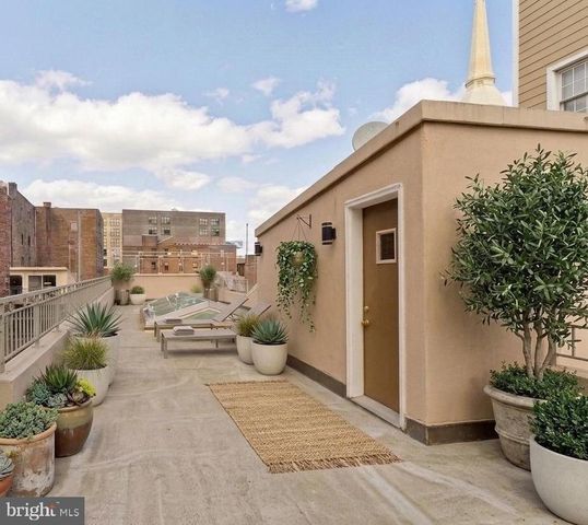 218 CHURCH ST, Philadelphia, PA 19106