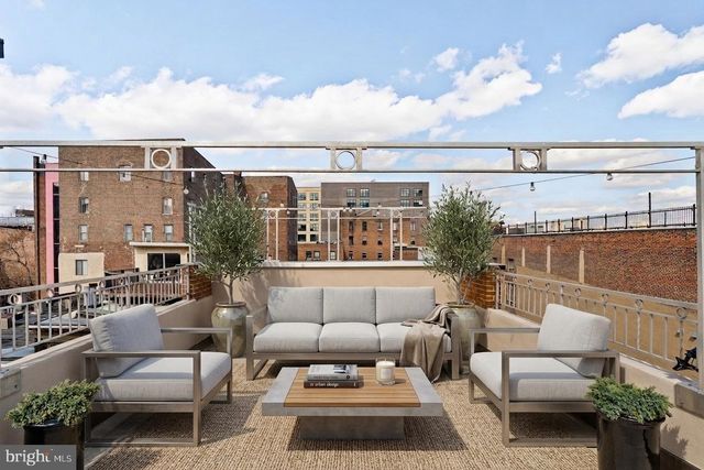 218 CHURCH ST, Philadelphia, PA 19106