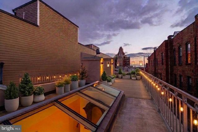 218 CHURCH ST, Philadelphia, PA 19106