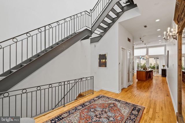 218 CHURCH ST, Philadelphia, PA 19106