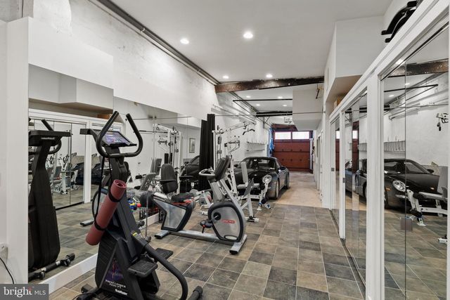 218 CHURCH ST, Philadelphia, PA 19106