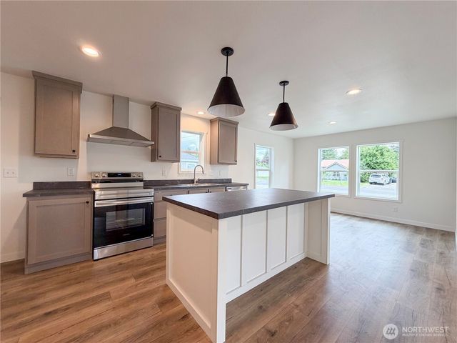 411 N 5th Street, Toledo, WA 98591