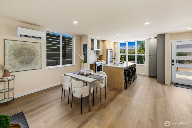 4513 A 34th Avenue S, Seattle, WA 98118