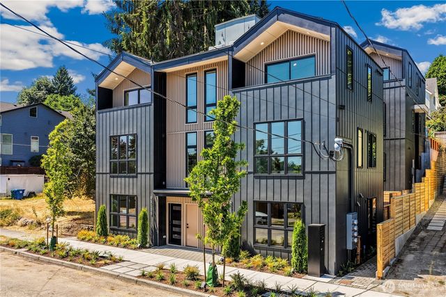 4513 A 34th Avenue S, Seattle, WA 98118