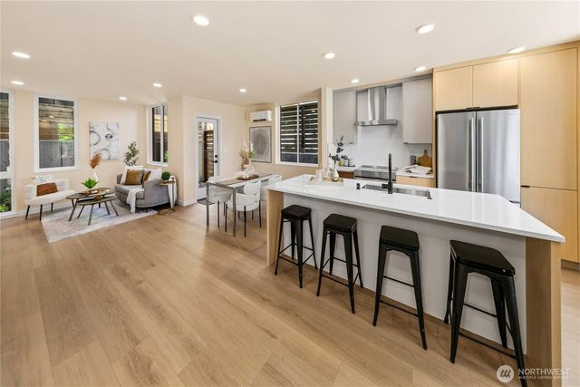 4513 A 34th Avenue S, Seattle, WA 98118