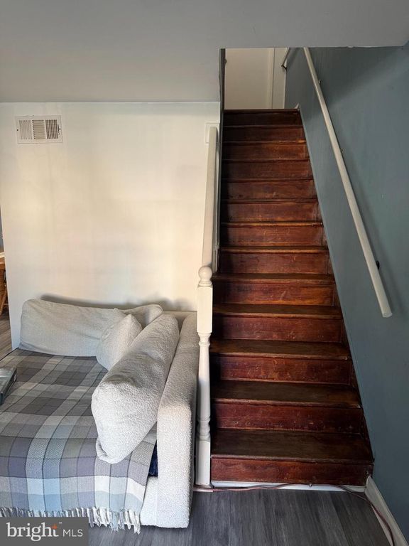 Image 13 of property listing at 2034 LARKHALL RD, Dundalk, MD 21222
