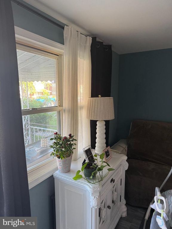 Image 5 of property listing at 2034 LARKHALL RD, Dundalk, MD 21222