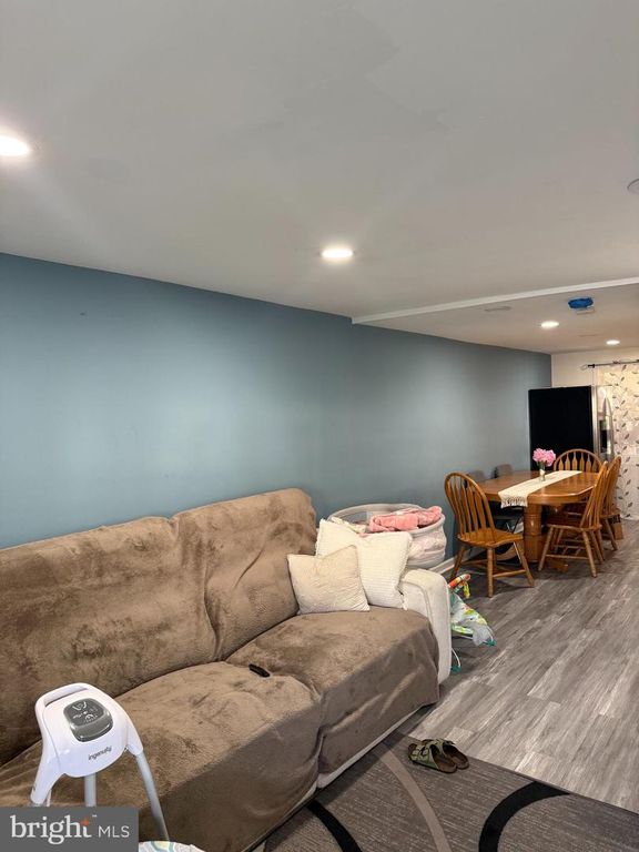 Image 6 of property listing at 2034 LARKHALL RD, Dundalk, MD 21222