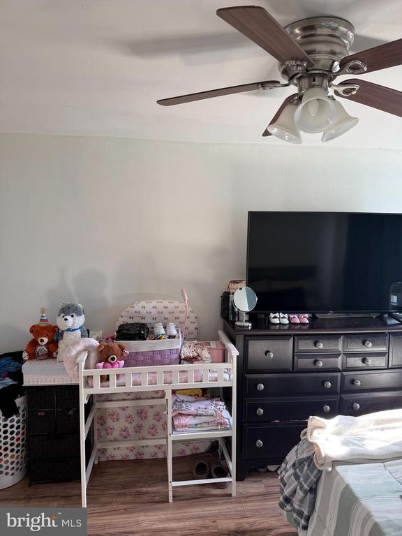 Image 8 of property listing at 2034 LARKHALL RD, Dundalk, MD 21222