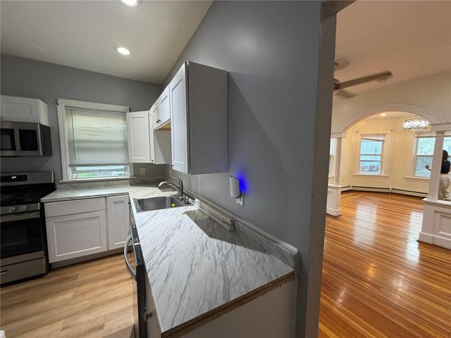 32 Reynolds Avenue 1, Providence, RI 02905