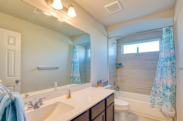 12631 Barclay Terrace Drive, Humble, TX 77346