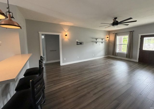 605 W 10th Street, Oolitic, IN 47451