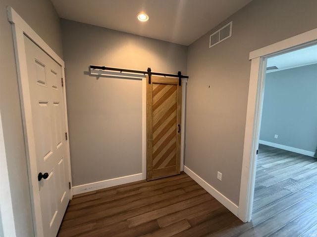 605 W 10th Street, Oolitic, IN 47451