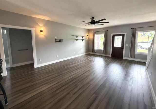 605 W 10th Street, Oolitic, IN 47451