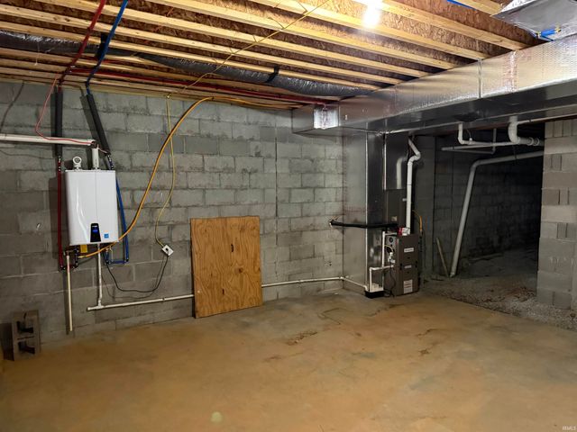 605 W 10th Street, Oolitic, IN 47451