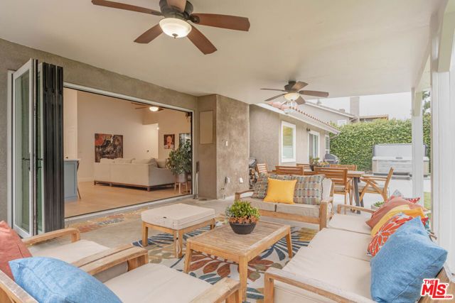 1220 Dincara Road, Burbank, CA 91506