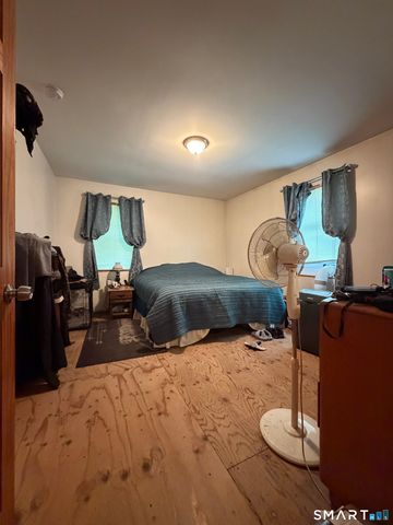 1318 Litchfield Turnpike, New Hartford, CT 06057