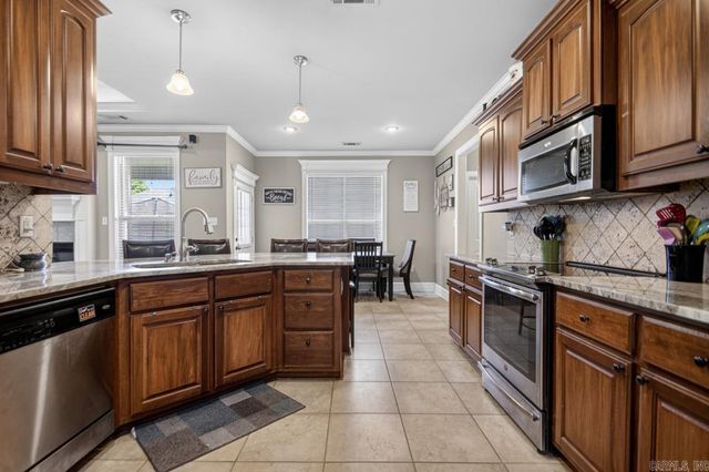 3503 STONEWALL Drive, Benton, AR 72015