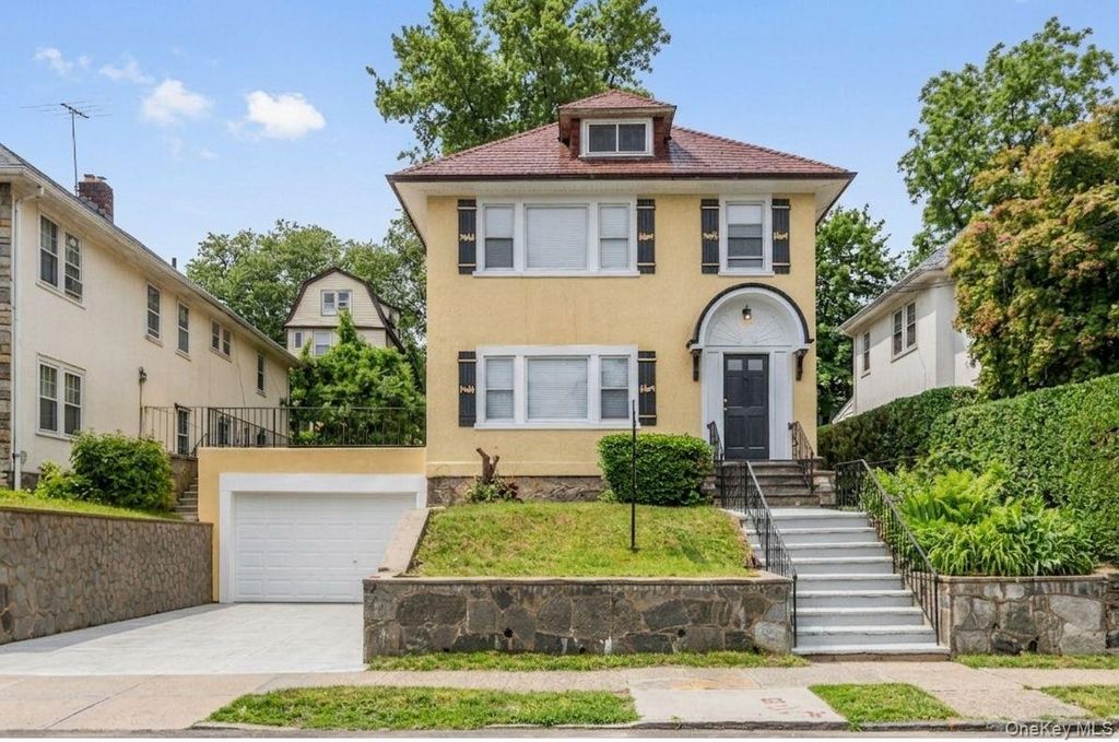 106 Hillside Avenue, Mount Vernon, NY 10553