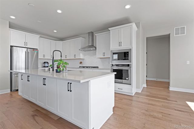 5590 Amarosa Drive, Parker, CO 80134