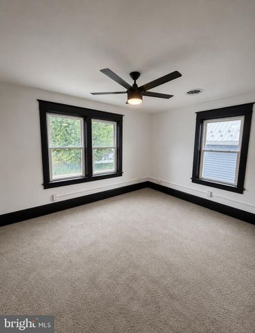 660 S 2ND ST, Steelton, PA 17113