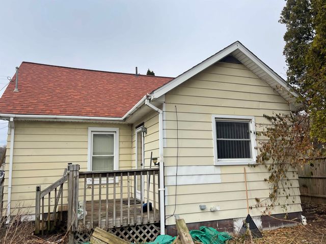 46440 Jefferson Avenue, Chesterfield, MI 48047