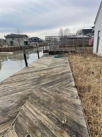 46440 Jefferson Avenue, Chesterfield, MI 48047